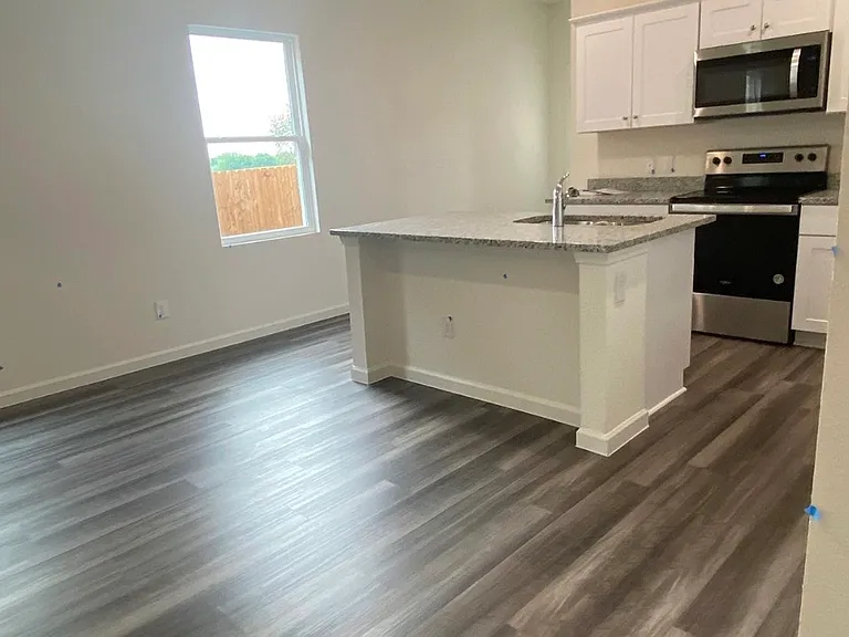 6309 Tropicana Ln — Photo 2