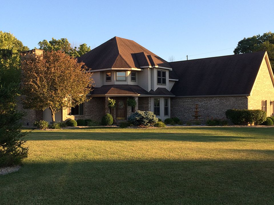 1st image of 253 W Golf Brook Dr