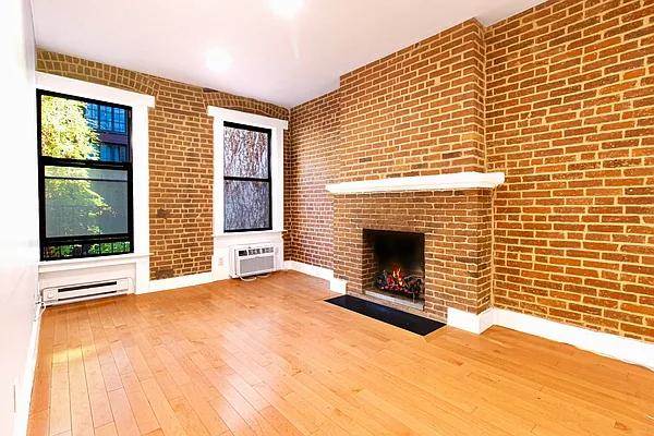 Rented by Douglas Elliman | media 4