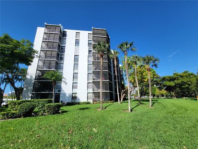 3401 N Country Club Dr APT 507, Aventura, FL, 33180
