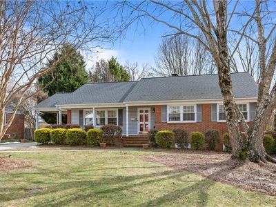 2807 New Hanover Dr, Greensboro, NC, 27408