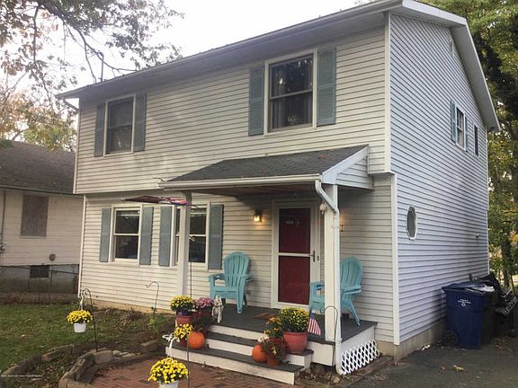 2nd image of 457 Harnell Ave #5