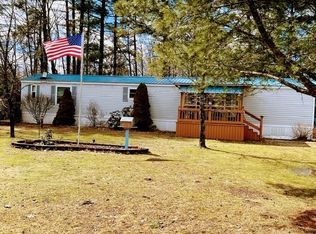 9 Susan Ln, Plattsburgh, NY 12901