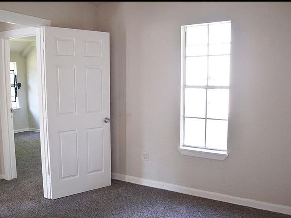 5th image of 2514 Lynnfield St