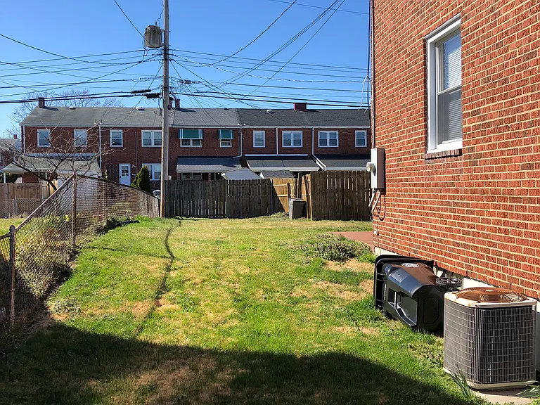 1760 Langport Ave — Photo 26