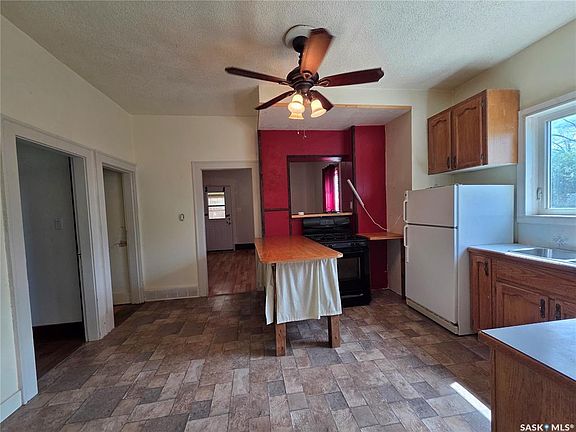 5th image of 304 1st AVENUE