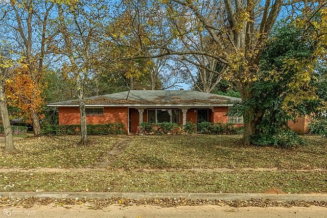 1st image of 3001 W Cavett Dr