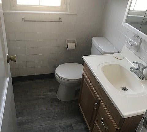 3rd image of 26 Fernridge Ave