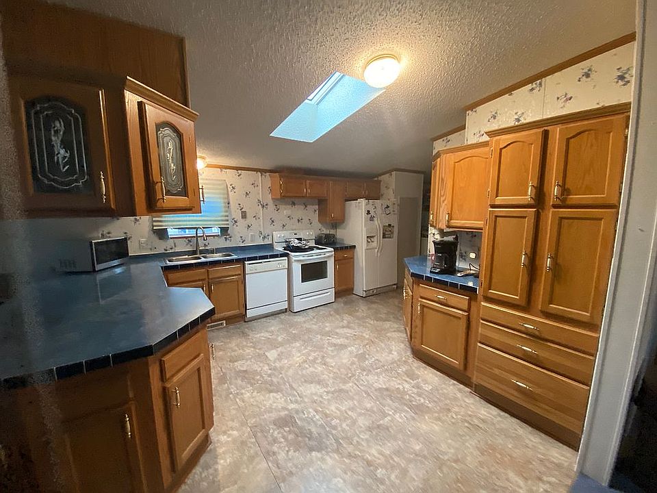 1550 Lancelot St, Streetsboro, OH 44241 Zillow