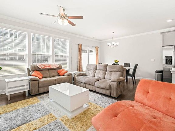 2nd image of 520 Watermill Way