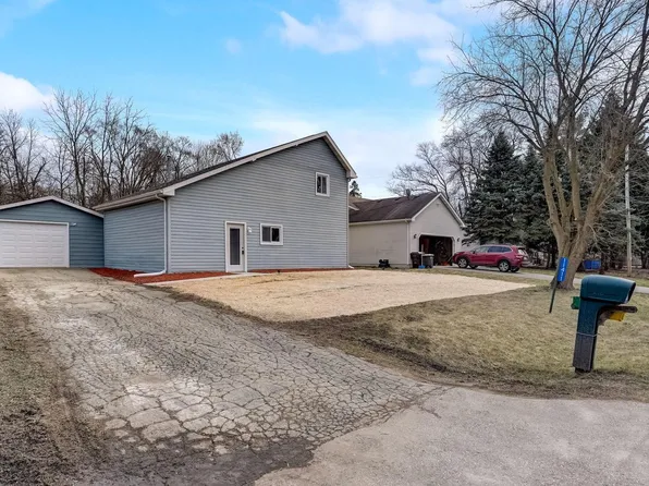 11411 274th AVENUE, Trevor, WI 53179