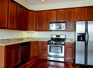 4440 N Dover St APT 2S, Chicago, IL 60640