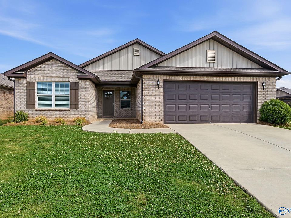 1st image of 227 Hydra Cir