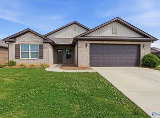 227 Hydra Cir, Huntsville, AL 35811