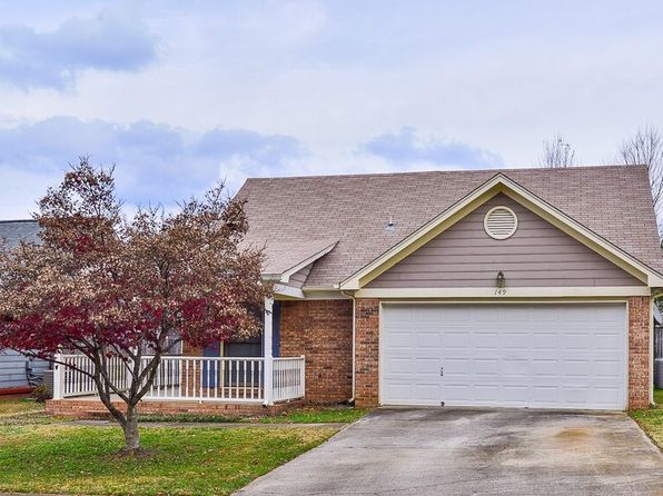 149 Hollington Dr NE