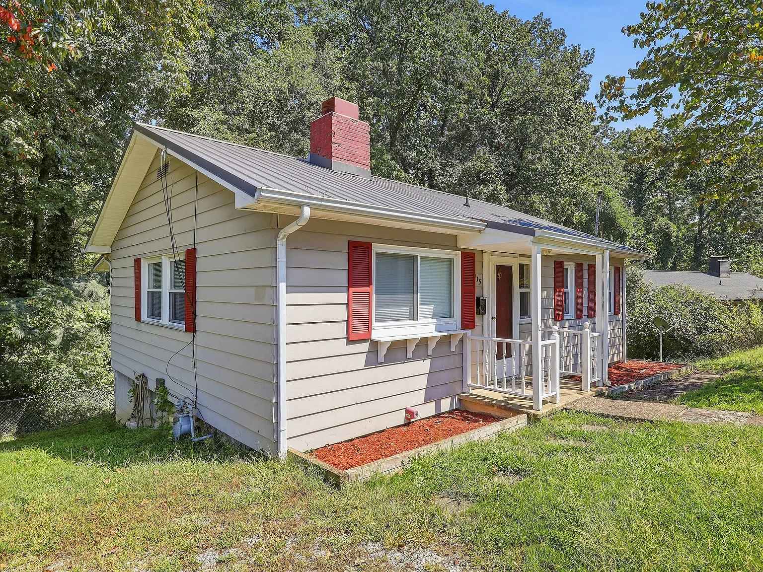 2 bed, 768 sqft, $1,450 — Photo 4