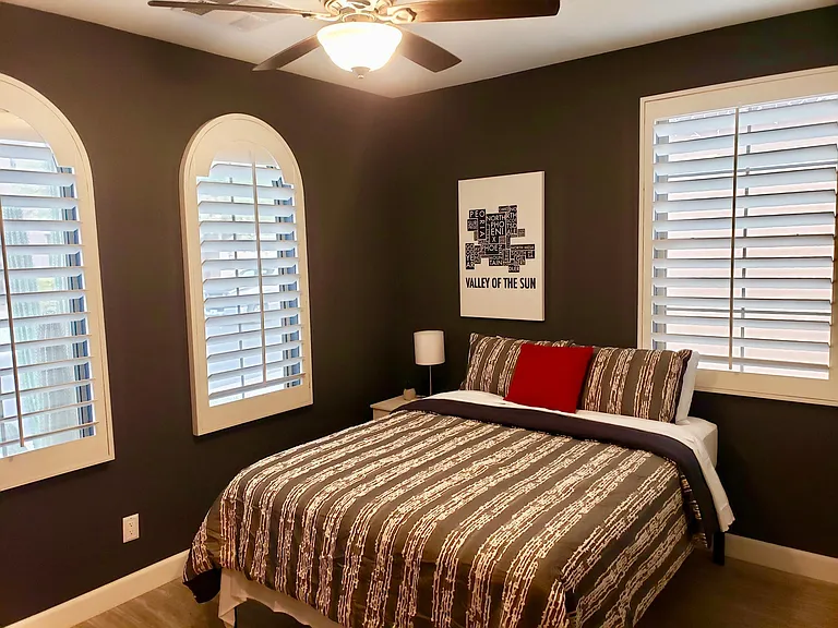381 W Wisteria Pl — Photo 17