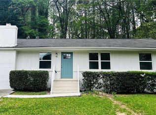 810 Commodore Dr NW, Atlanta, GA 30318