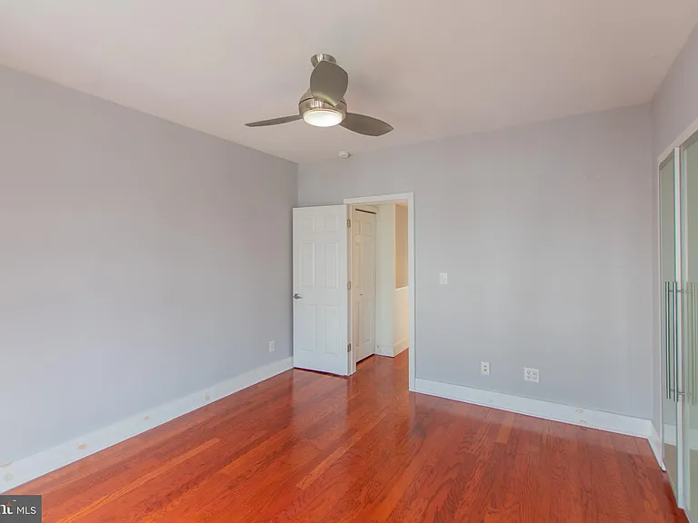 152 Tree St — Photo 15