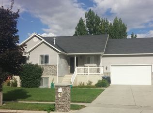 1460 W. Sunset Cir., Nibley, UT 84321