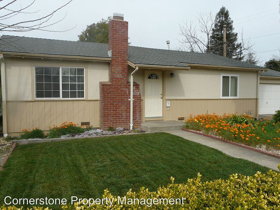 1st image of 625 Corliss Way