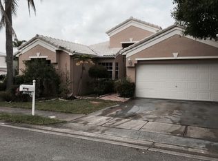 1188 SW 104th Way, Pembroke Pines, FL 33025