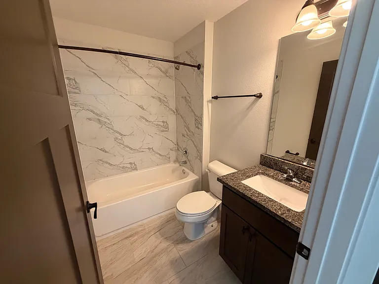 2108 Penny Ln — Photo 17