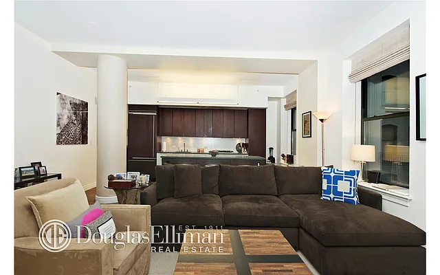 Rented by Douglas Elliman | media 27