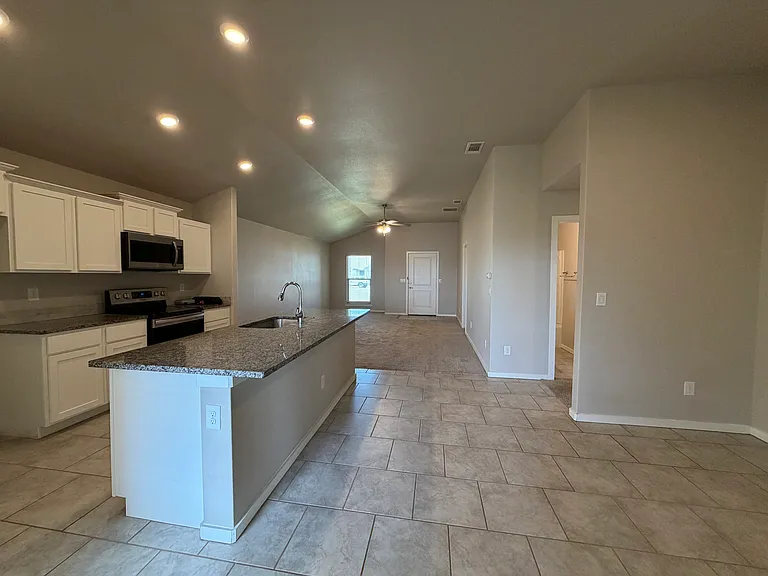 10424 Xenia Ave — Photo 16