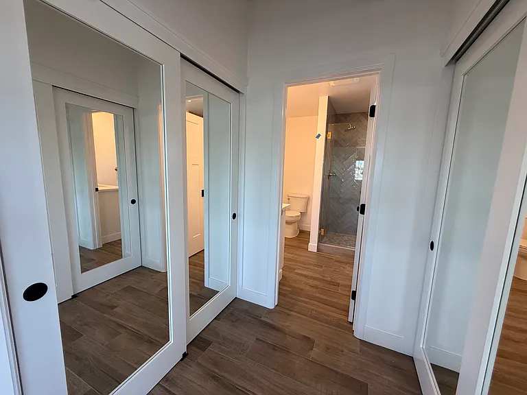 4204 Cherokee Ave #1/2 — Photo 9