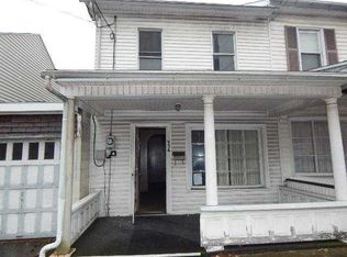 934 W Walnut St, Coal Township, PA 17866