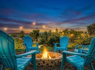 401 Lado De Loma Dr, Vista, CA 92083