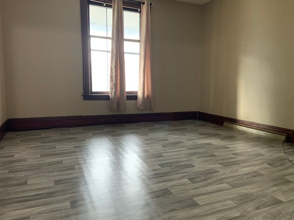 103 Longnecker St #1