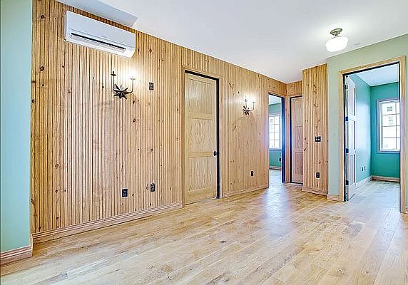 4th image of 1665 Palmetto St #1C