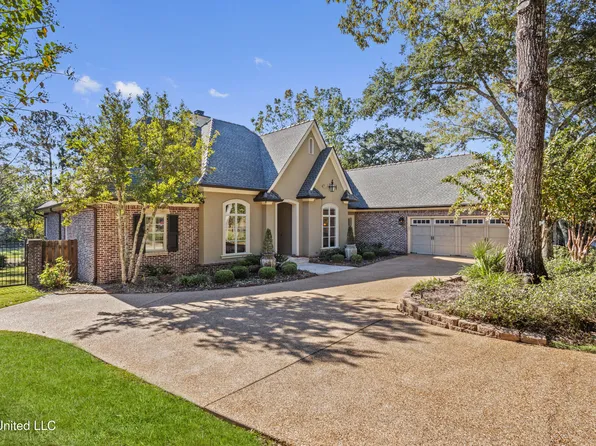 24345 Oak Island Dr, Pass Christian, MS 39571