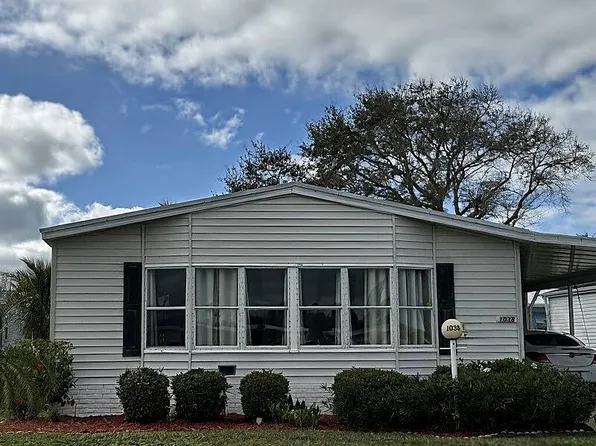 1038 W Lakeview Dr, Sebastian, FL 32958