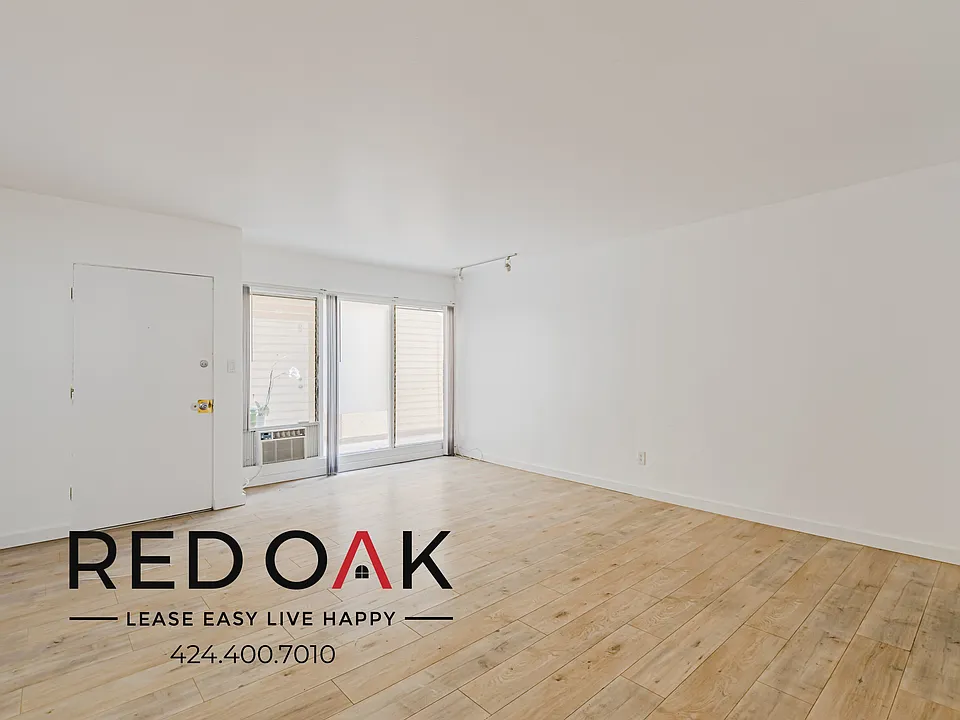 1327 N Laurel Ave #5