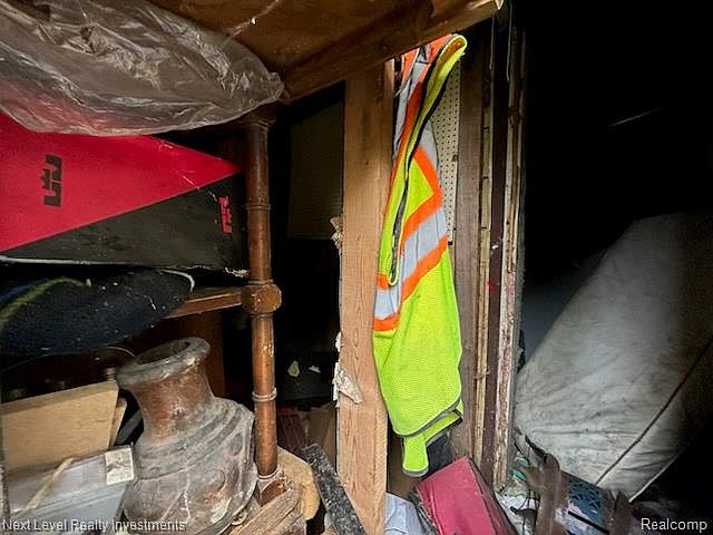 5365 Seneca St, photo 2