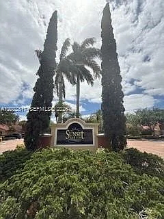 10318 Fox Trail Rd S #411 Photo 1