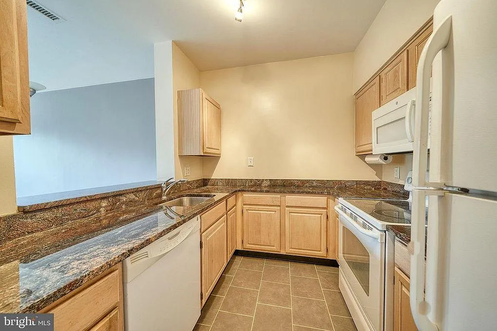 1 bed, 1.0 bath, 675 sqft, $1,850 — Photo 4