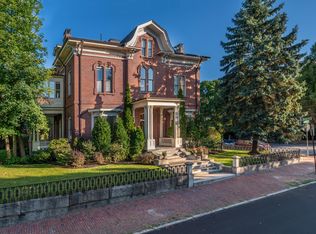 375 Spring St, Portland, ME 04102