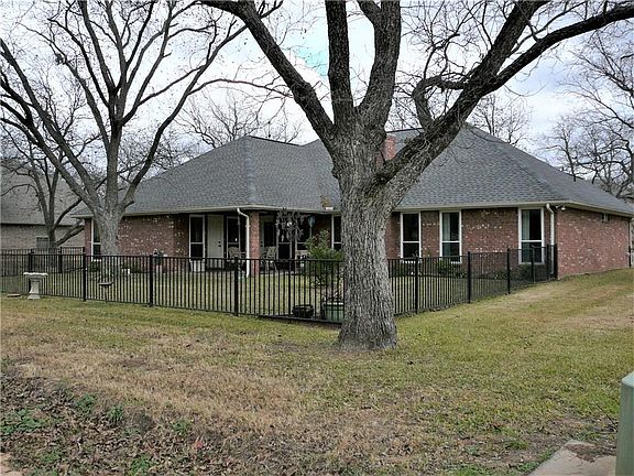5th image of 9016 Hickory Hill Dr