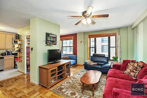 Sold by Bond New York | media 7