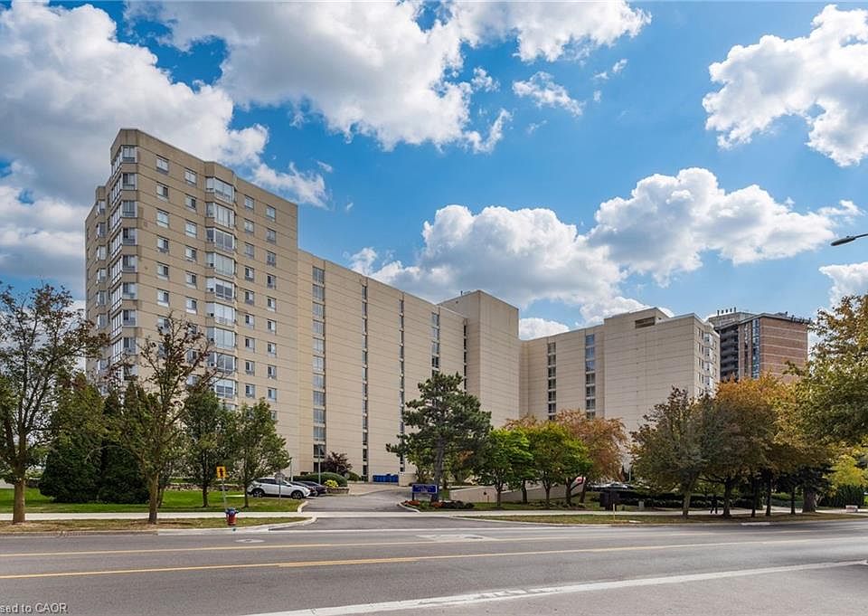 1st image of 5280 Lakeshore Rd #103