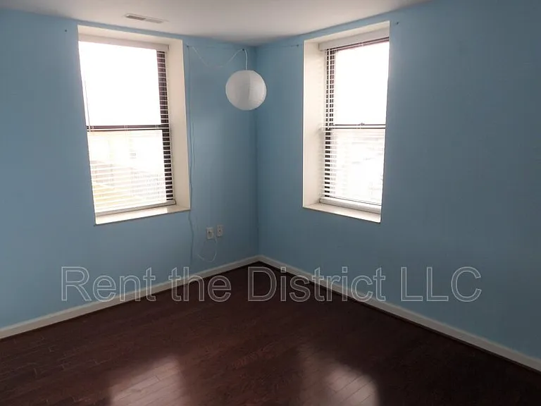 55 M St NW #101 — Photo 11