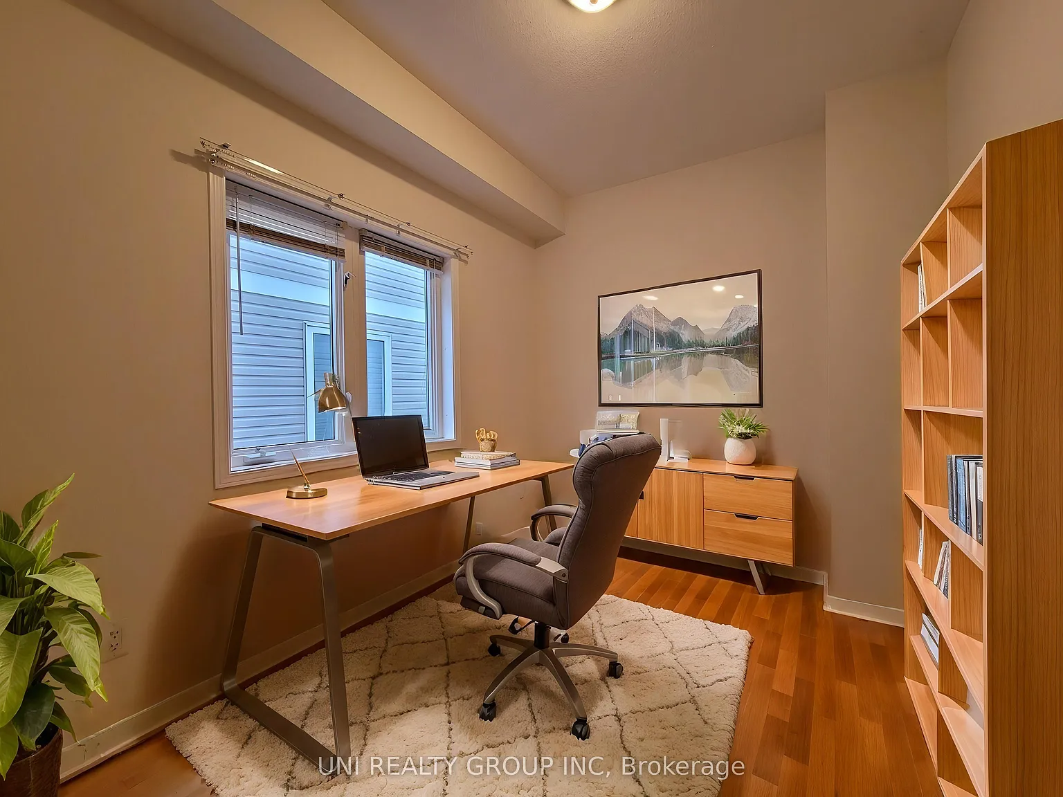 5 bed, $3,550 — Photo 4