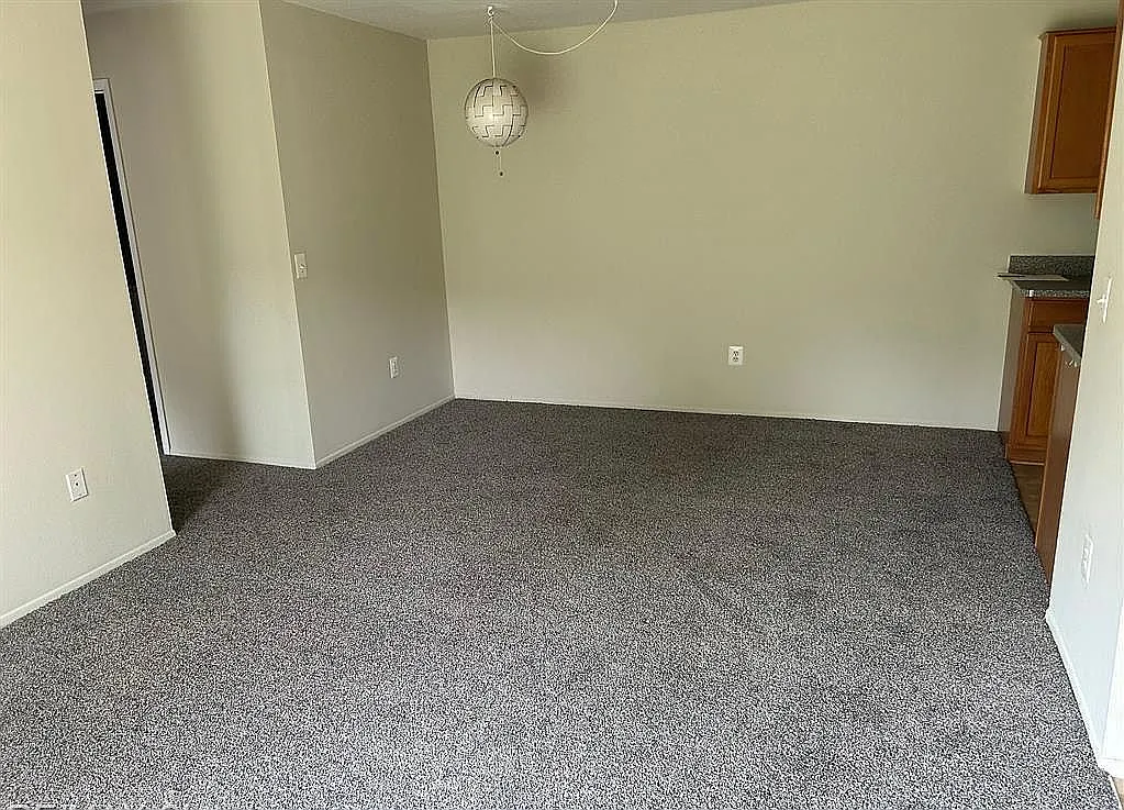 2 bed, 816 sqft, $1,399 — Photo 4