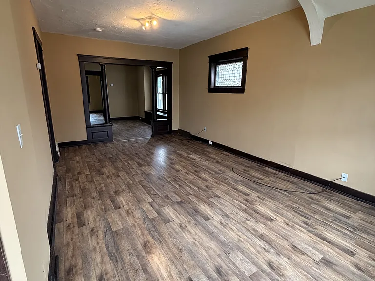3802 Poe Avenue - Downstairs — Photo 3