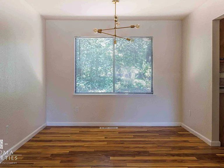 114 Melody Ct — Photo 55