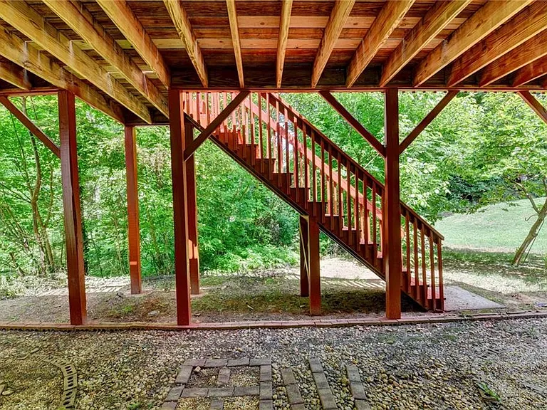 3380 McClure Woods Dr — Photo 44